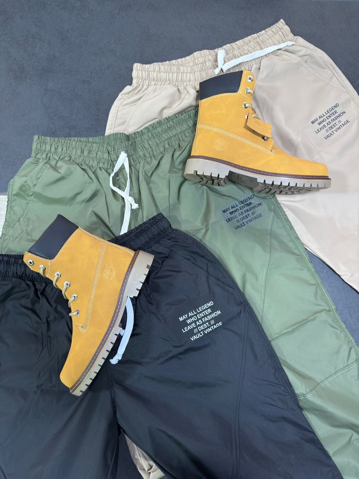 2X1 COMBO TIMBERLAND + JOGGER + CAJA