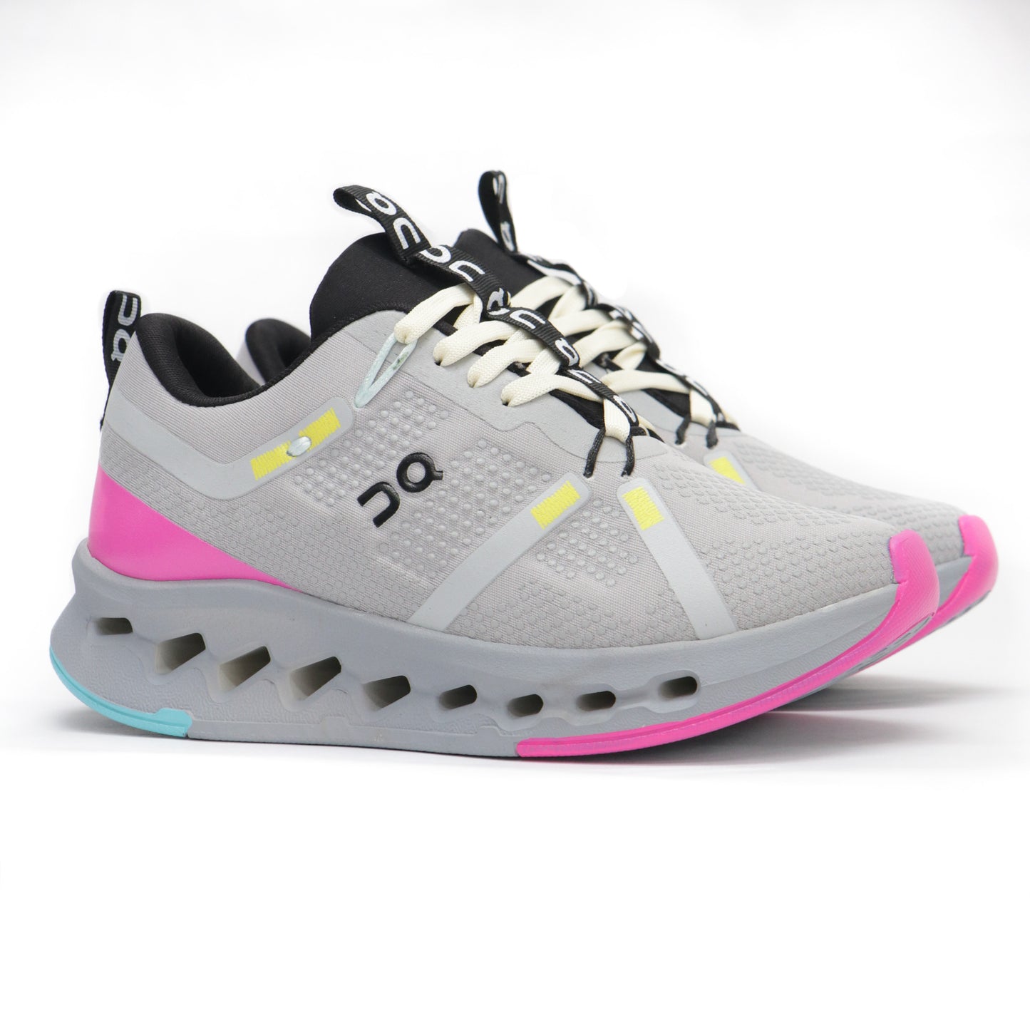 CLOUDSURFER ON2 + 3 Pares de Medias GRATIS por tu compra
